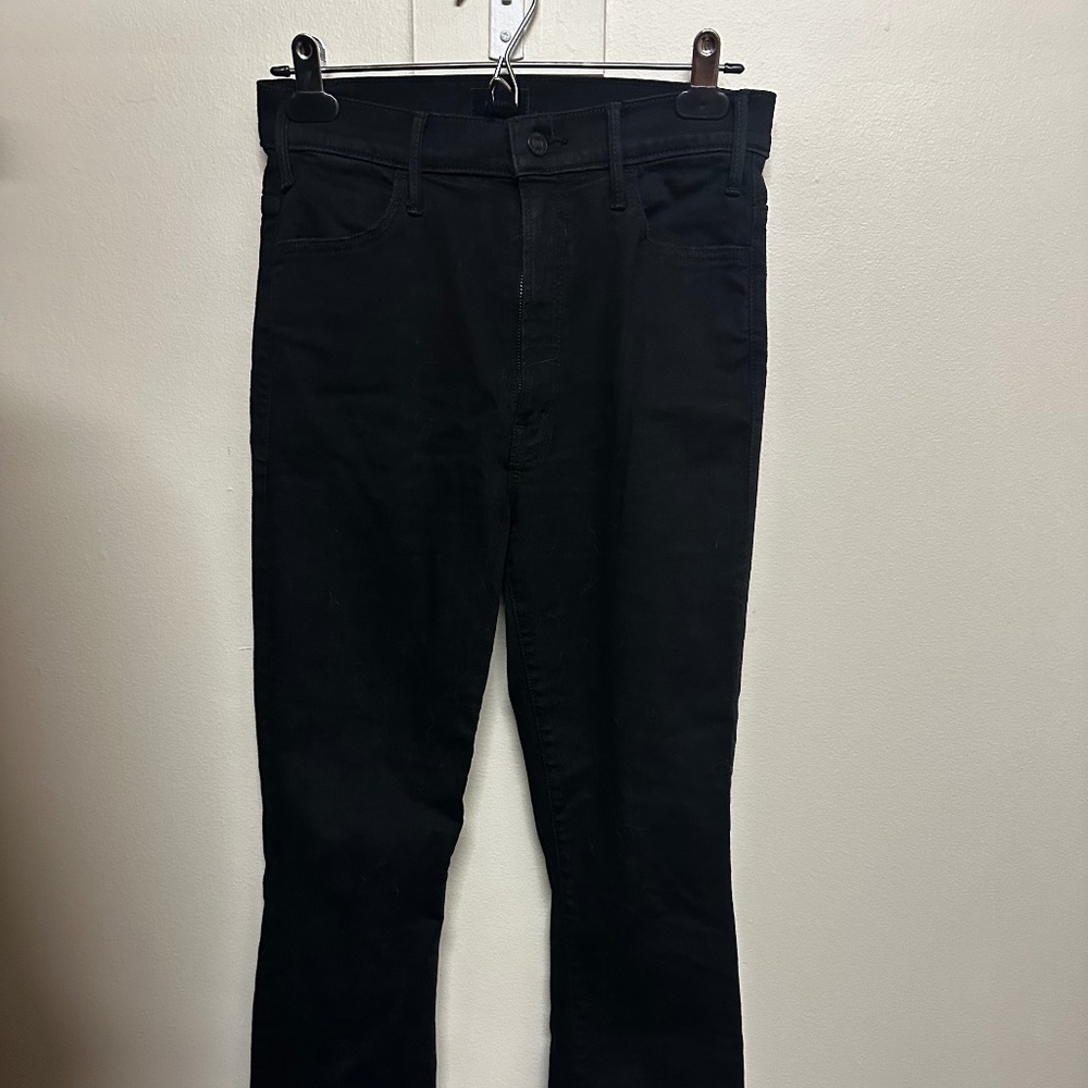 MOTHER The Inside Black Crop-Step Fray Jeans - size 29
